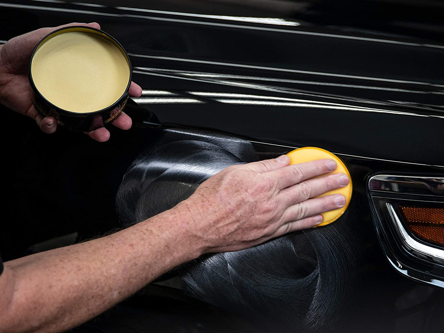 Meguiar's Gold Class Carnauba Plus Premium Paste Wax – Creates a Deep Dazzling Shine – G7014J, 11 oz